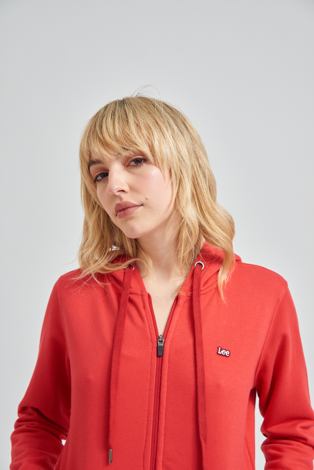 Campera Embroidery Lee